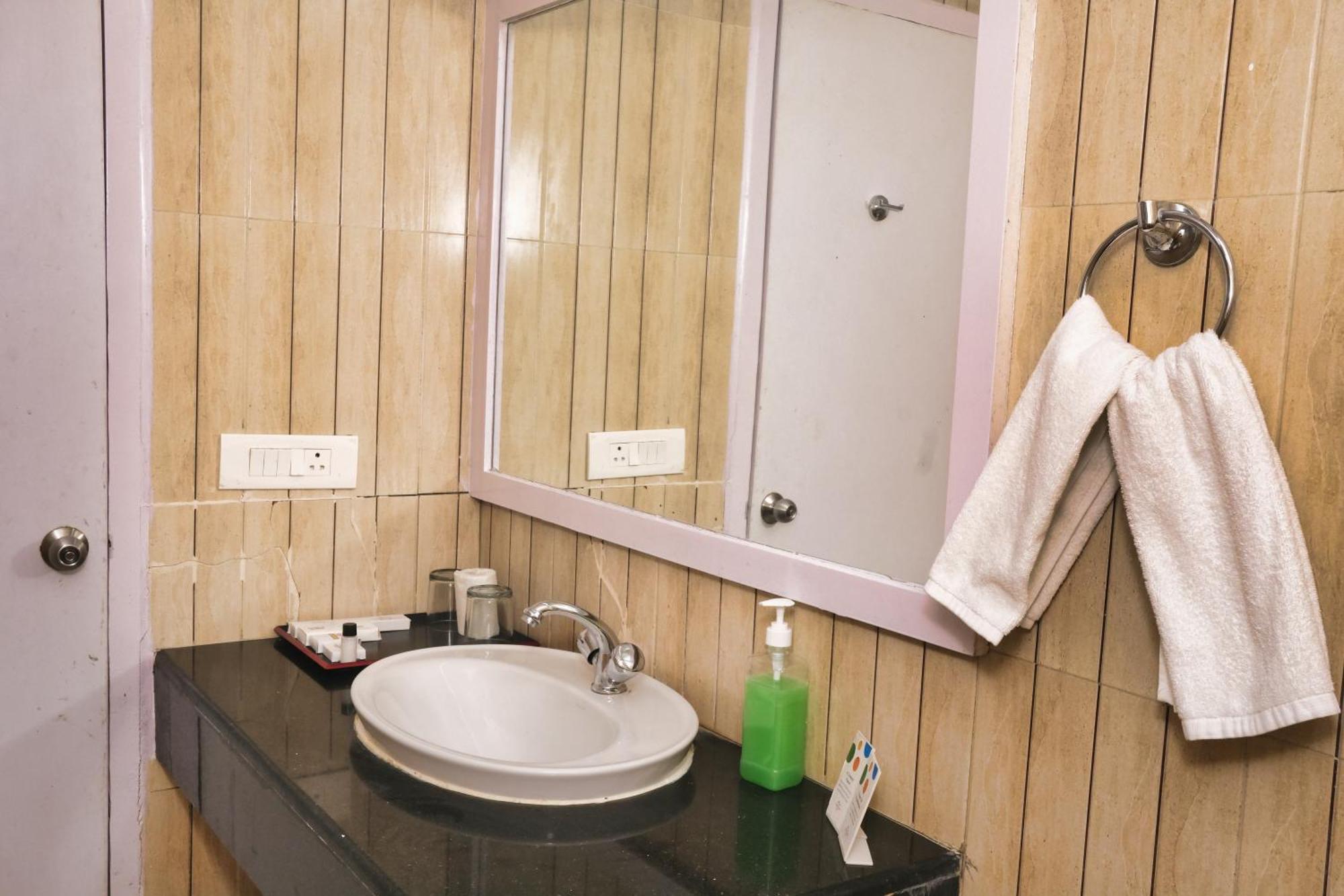 Peerless Resort Sri Vijaya Puram Shadipur Extérieur photo